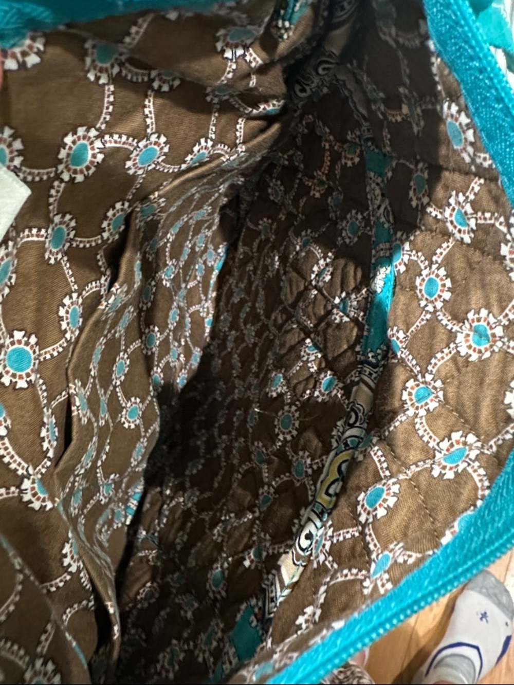 Vera Bradley Turquoise Paisley Quilted Crossbody Bag - Picture 12 of 12